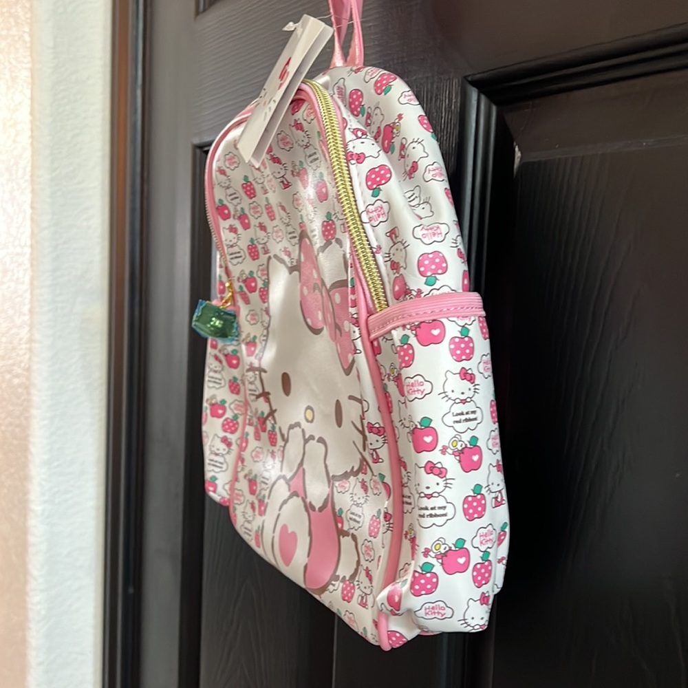 NWT Hello Kitty backpack! - Picture 3 of 5